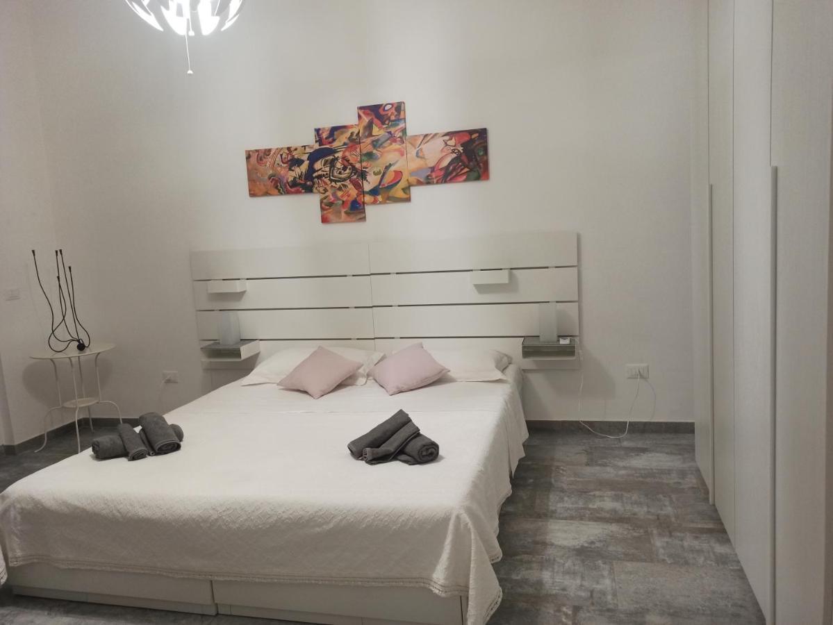 Hotel Pierpa'S House O Casa Pierpa Aeroporto di Catania Fontana Rossa Esterno foto